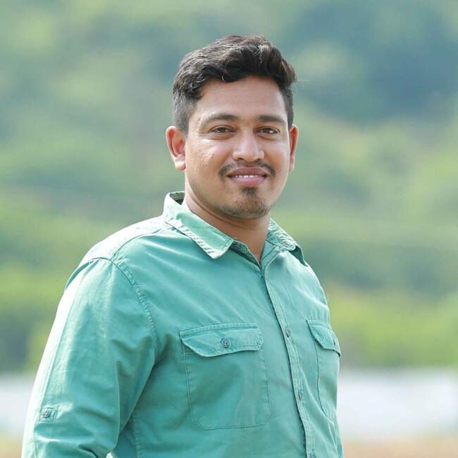 हैदराबाद में बेबीसिटिंग की नौकरी: Hafiz Vali