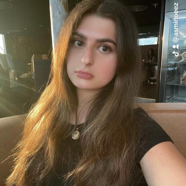 Babysitter in Hamburg: Asmin