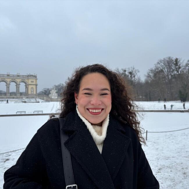 Babysitter in Wien: Carmen