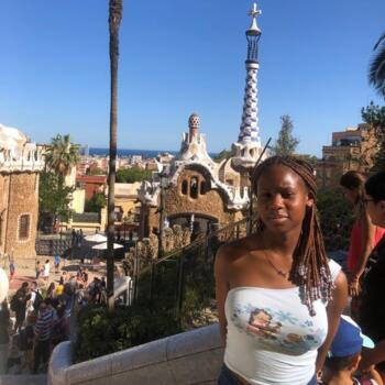 Baby-sitter Bruyères-sur-Oise: Nafiza