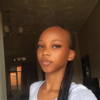Babysitter in Kigali: Ed Esther