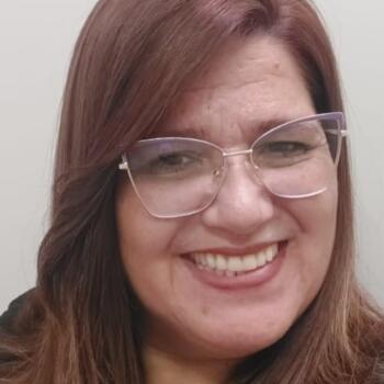 Babysitter Taubaté: CARLA