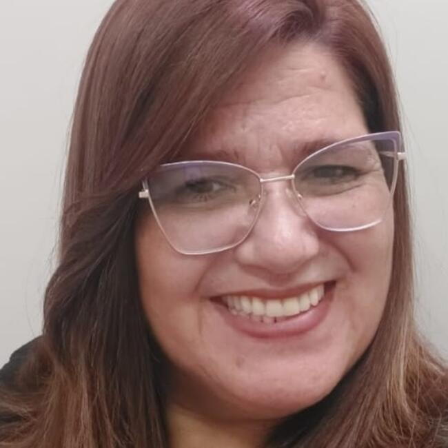 Babysitter in Taubaté: CARLA