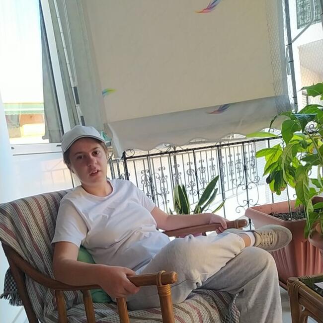 Δουλειά για babysitter στην περιοχή Αθήνα: ΠΗΝΕΛΟΠΗ