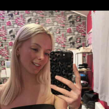 Babysitter in Le Mans: Priscillia