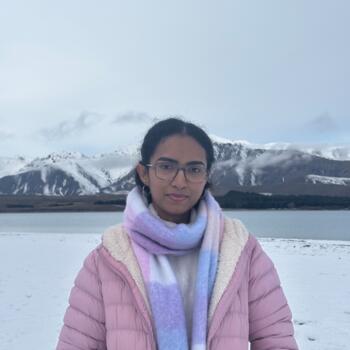 Babysitter in Dunedin: Andrea