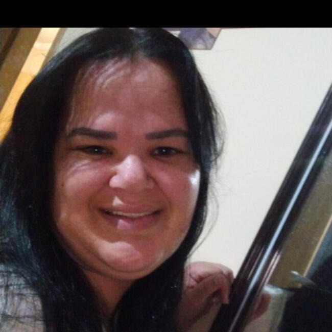 Babysitter in São José dos Pinhais: Tamires