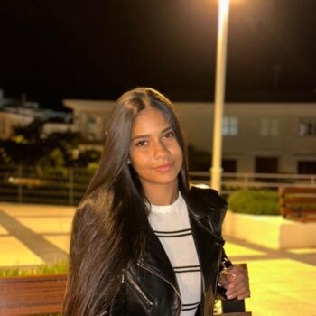 Nanny in Mahon: Anna