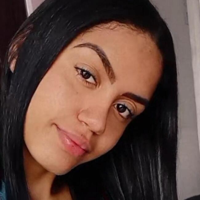 Babysitter in Resende: Maria