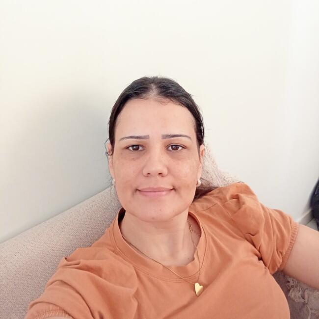 Babysitter in Contagem: Raquel