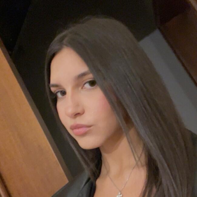 Babysitter in Syracuse: Nicoletta