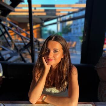 Babysitter in Bergen: Hannah