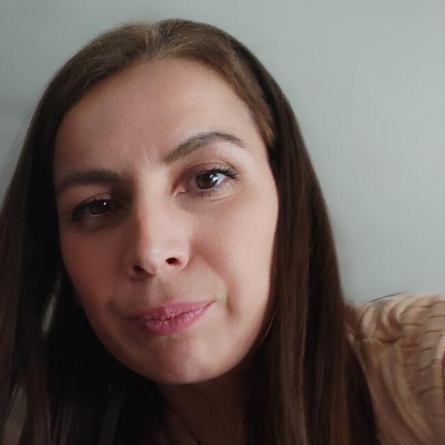 Babysitter in Larissa: Efi