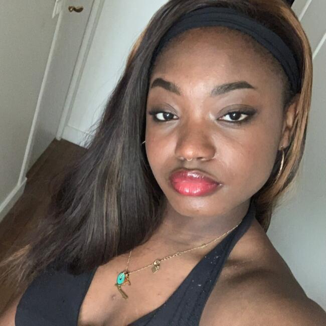 Babysitter in Montmorency: Déanne