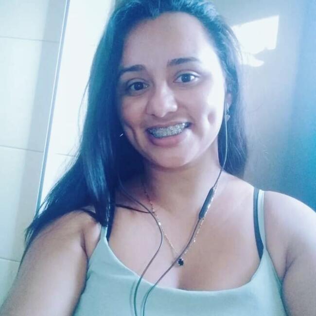 Babysitter in Ananindeua: Adriana