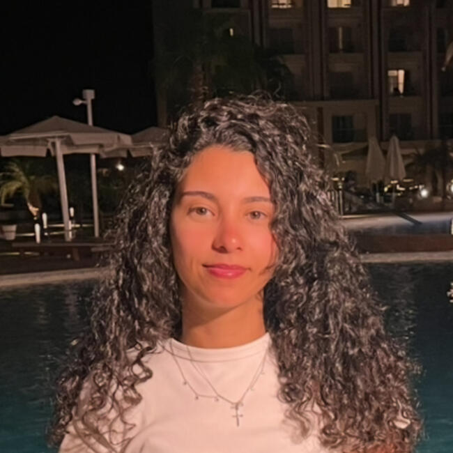 Babysitter in Trappes: Juliana