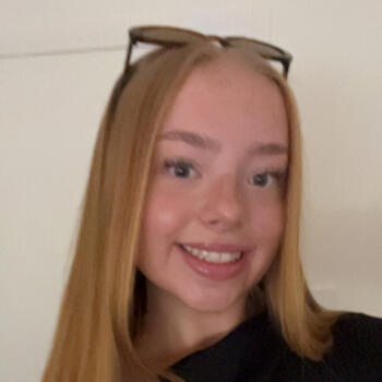 Babysitter Melbourne: Mia