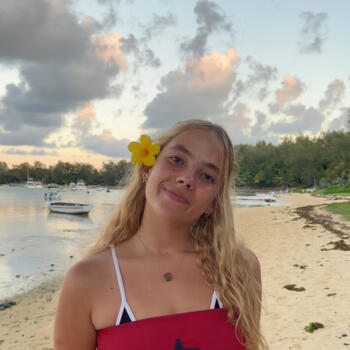 Babysitter Cape Town: Rose-mari