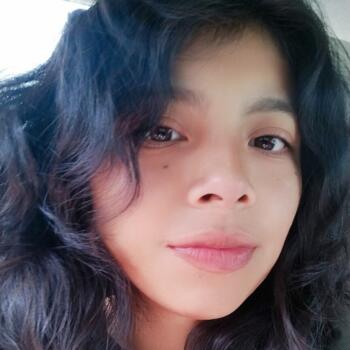 Babysitter in Ojo de Agua: Alba