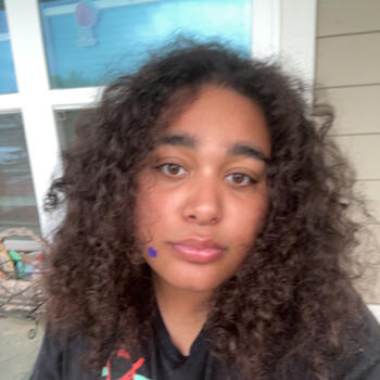 Babysitter in Sterling (Illinois): Mackenzie