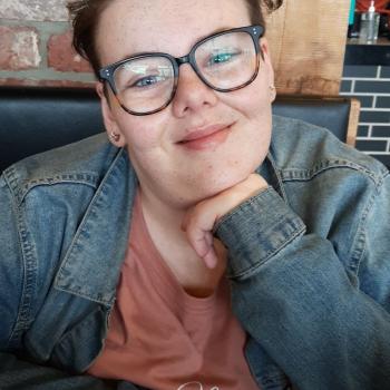 Babysitter in Geelong: Lucy
