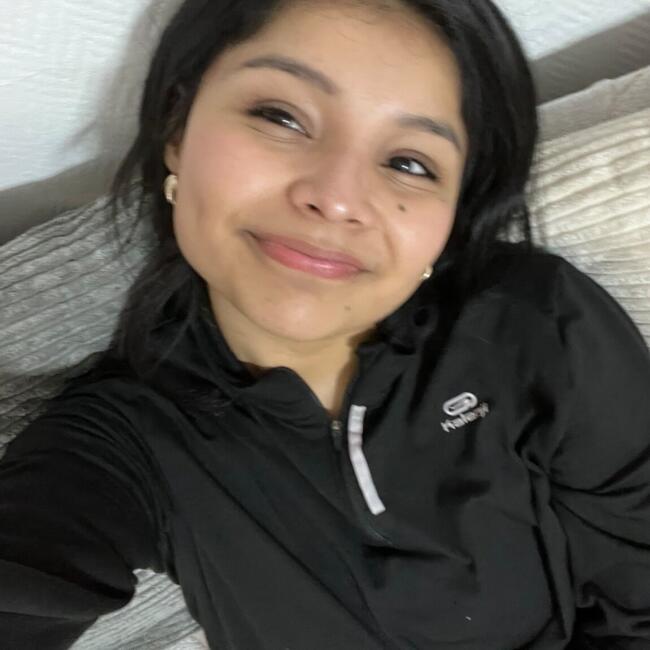 Babysitter in Saint-Josse-ten-Noode: Raquel