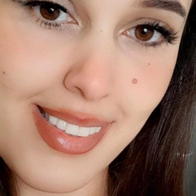 Babysitter in Épinay-sur-Seine: Lisa