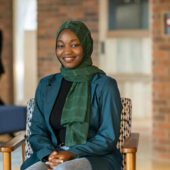 Baby-sitter in New Westminster: Nada