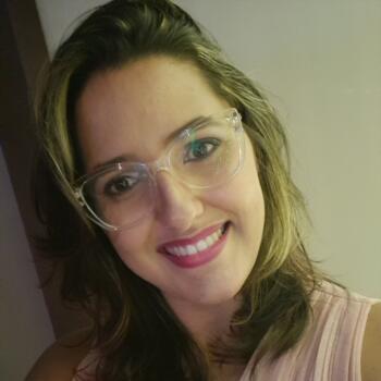 Babysitter in Campinas: Karina