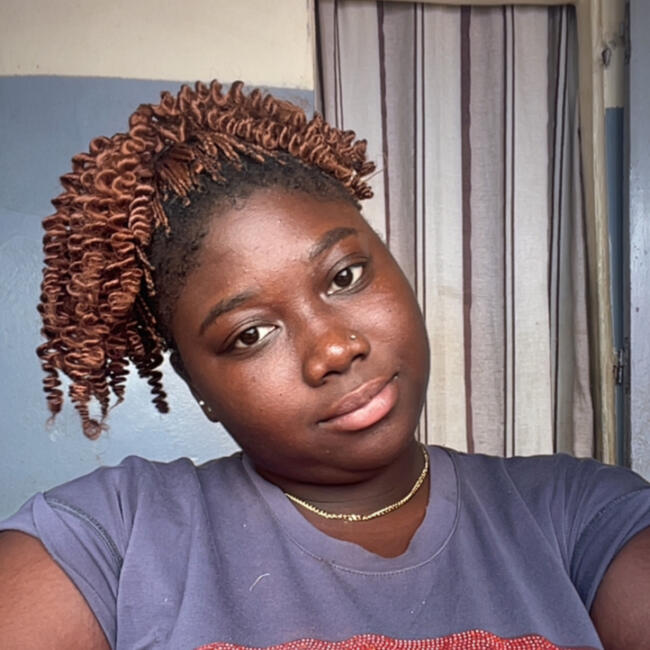 Nanny in Malika: Thérèse