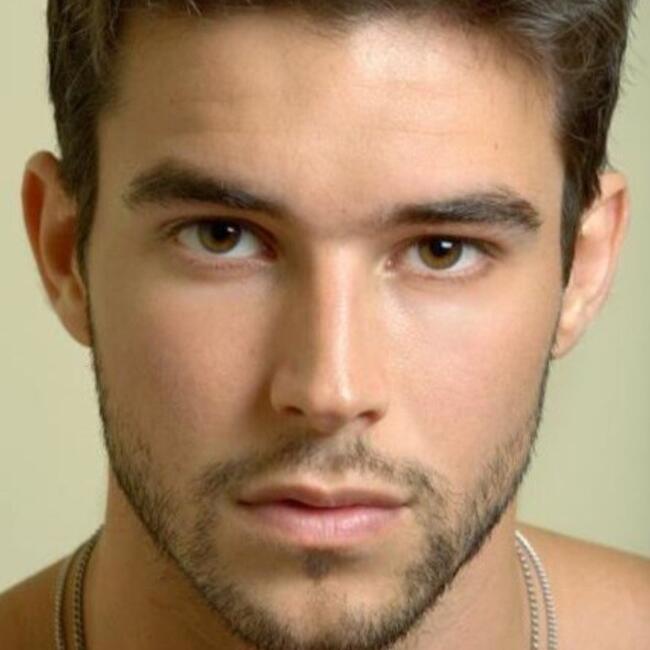 Babysitting job in Guenrouet: Julien