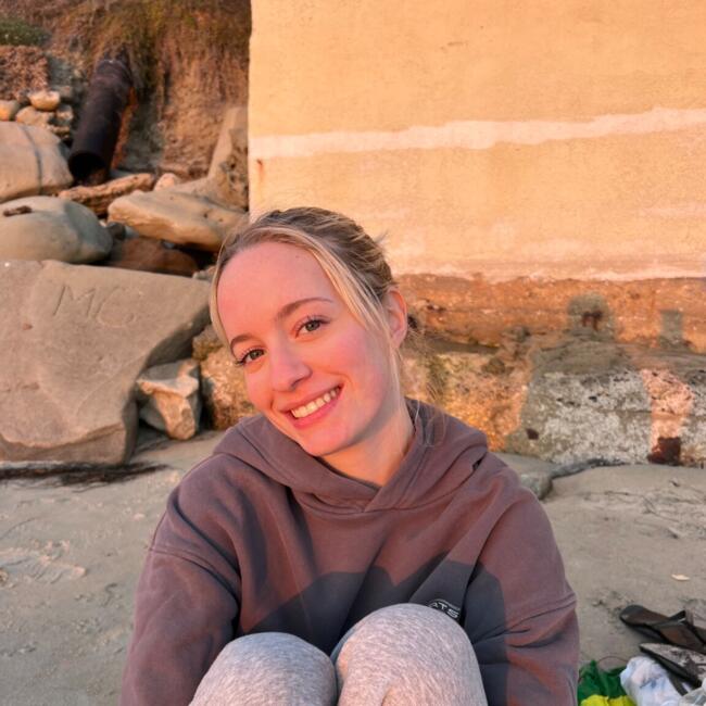 Babysitter in Costa Mesa: Faith