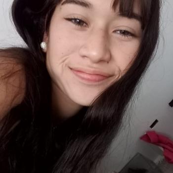 Babysitter in Palmdale: Melany