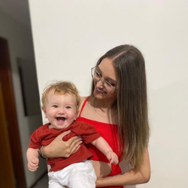 Babysitter in Itapema: Alléxia