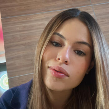 Babysitter in Rionegro: Sara Correa