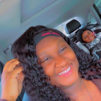 Babysitter in Barrie: Kelly Bartholomew