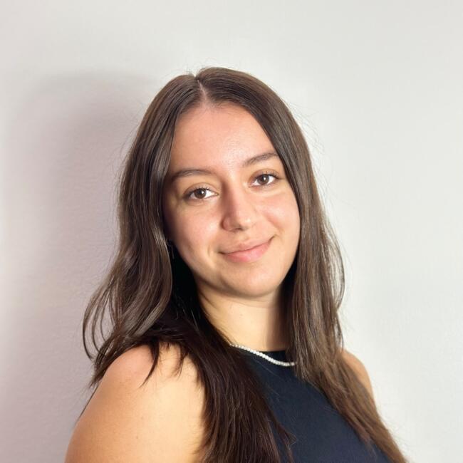 Babysitter in Nice: Jéssica