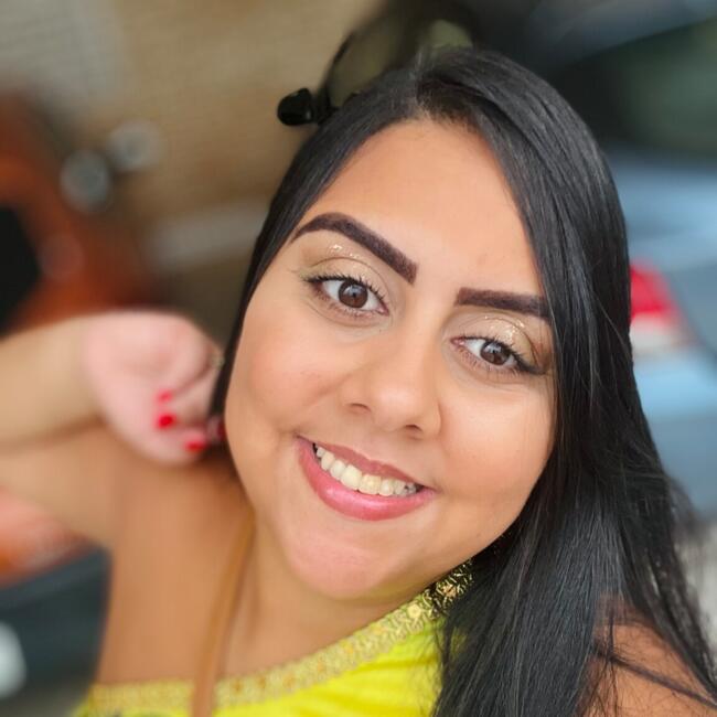 Babysitter in São Vicente: Ayla