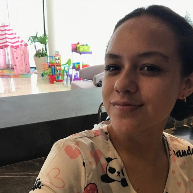 Babysitter in Puerto Morelos: Naomi Reyna