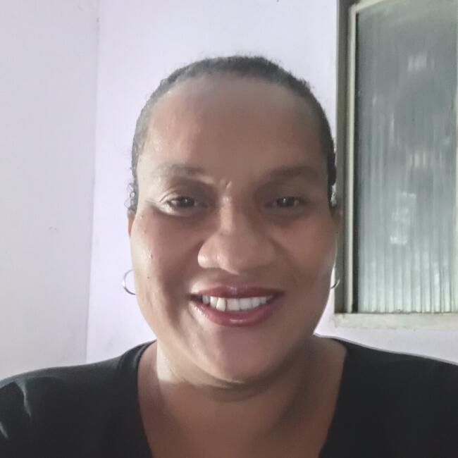 Babá em Cuiabá: Regina