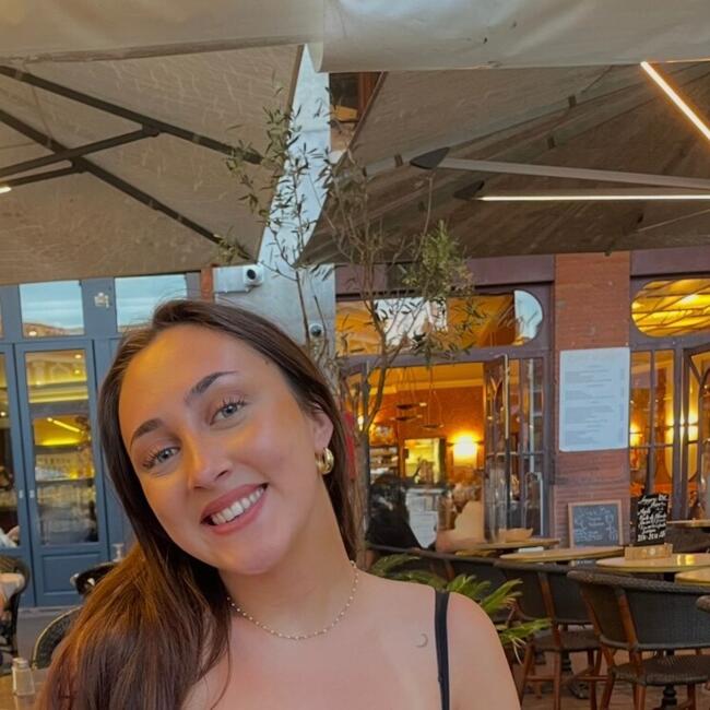Babysitter in Toulouse: Gabrielle