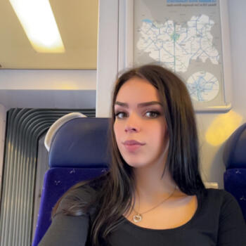 Job de garde d'enfants à Grenoble: job de garde d'enfants Chaima