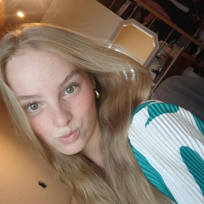 Babysitter in Aix-en-Provence: Mélissa