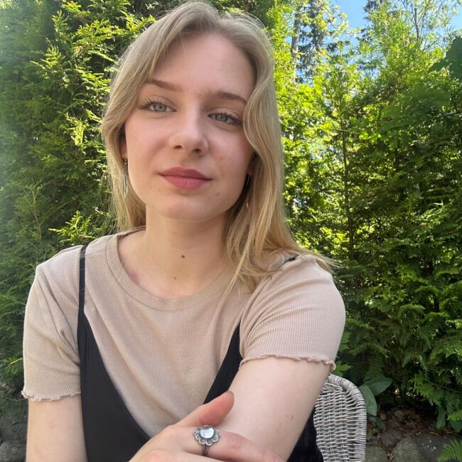 Lapsehoidja asukohas Tallinn: Alva