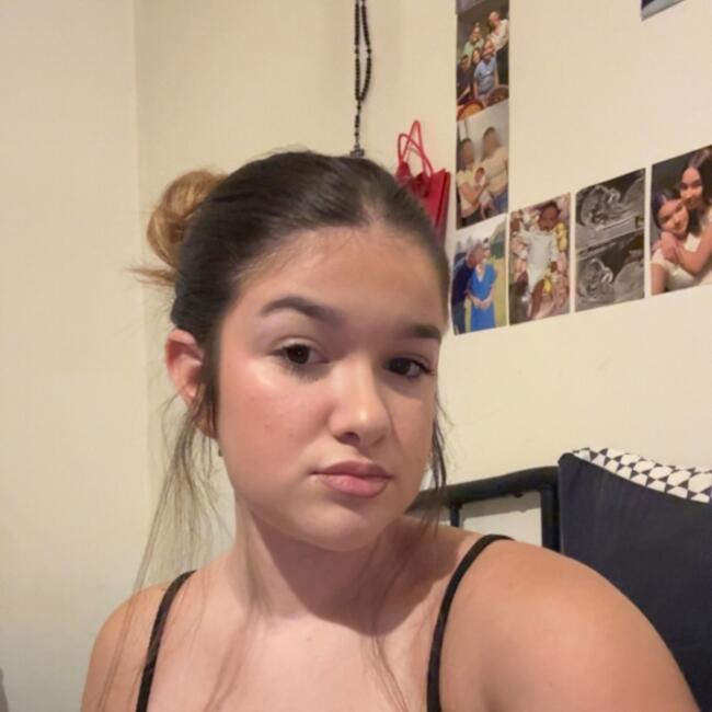 Babysitter in Aubiac (Gironde): Alizee