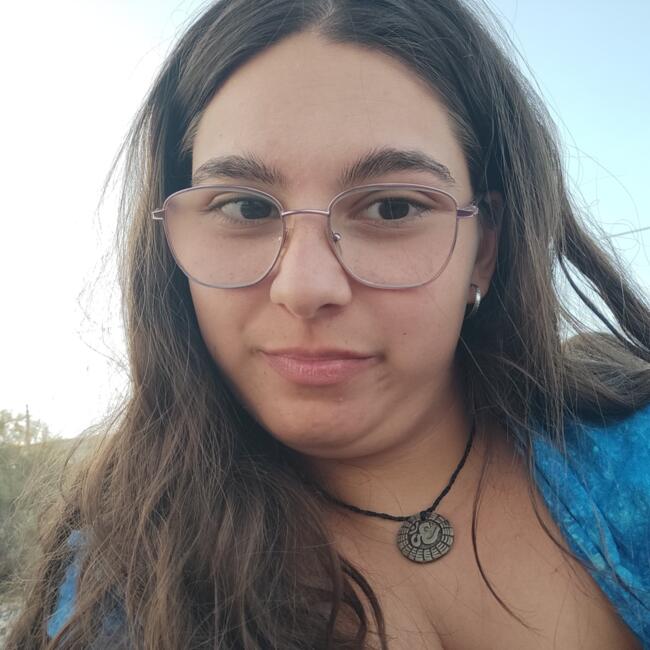 Babysitter στην περιοχή Περιστέρι: Μαγδαληνή