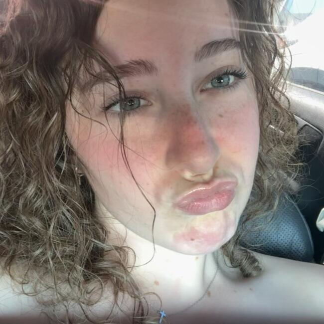 Babysitter in Central Coast: Melaney