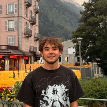 Babysitter in Cagnes-sur-Mer: Artem