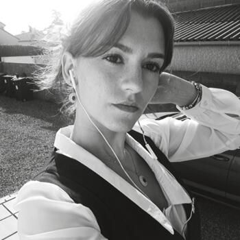 Babysitter in Albi: Athénaëlle