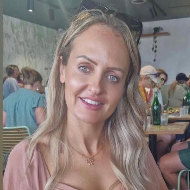 Babysitter in Logan City: Tenille